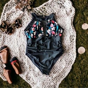 Floral Contrast Mesh Front and Back/One Piece Swimsuit/Plus Size Black Floral